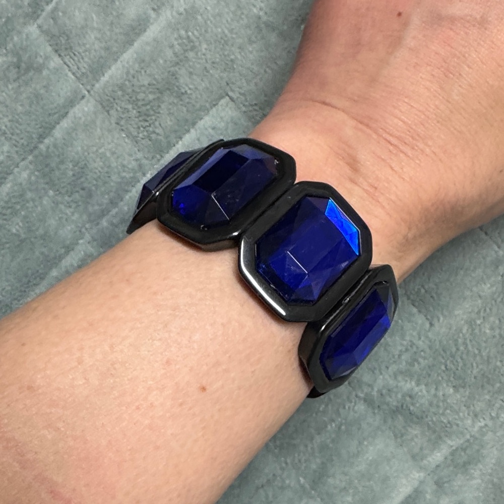 Vintage Black and Blue Gemstone Stretch Bracelet, Retro, Boho